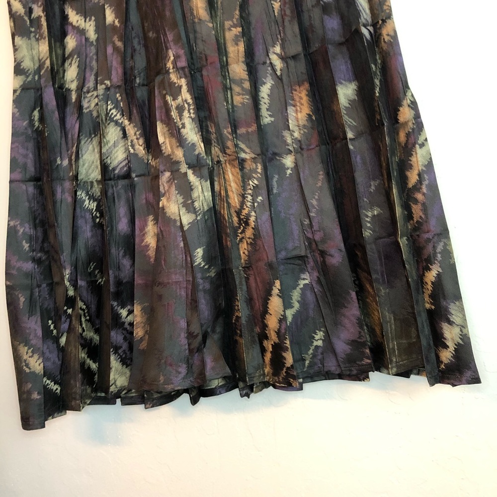 Babette Pleated Skirt purple silver gray black.